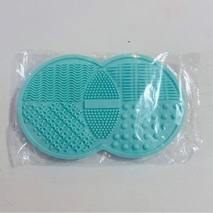 Makeup Brush Cleaner (silicone)